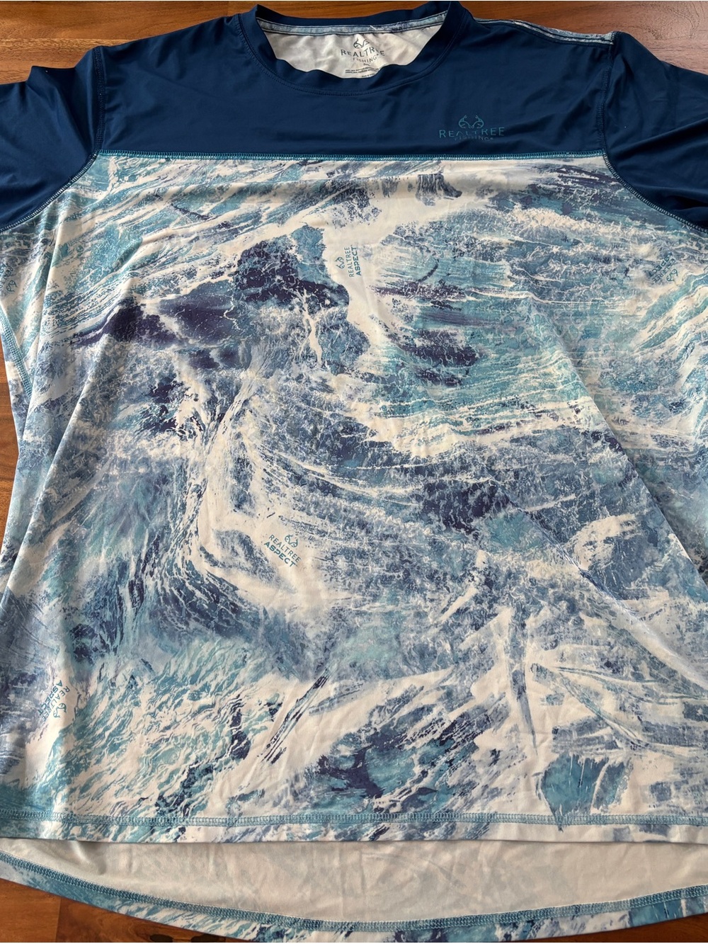 Realtree Fishing Wave Performance Shirt 3XL